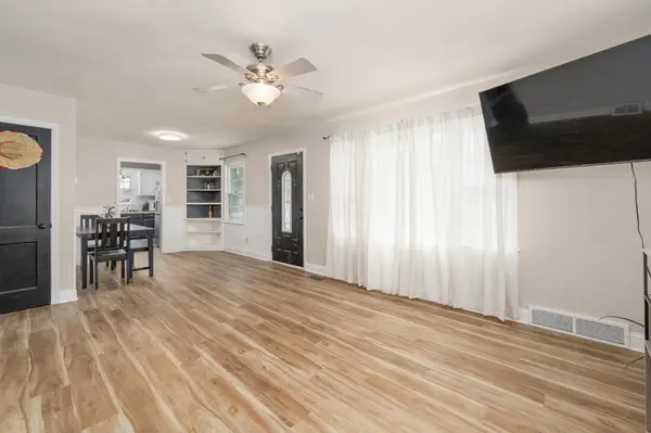 218 N knight, Wichita, KS 67203