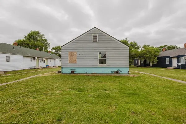 729 Sylvan, Wichita, KS 67218