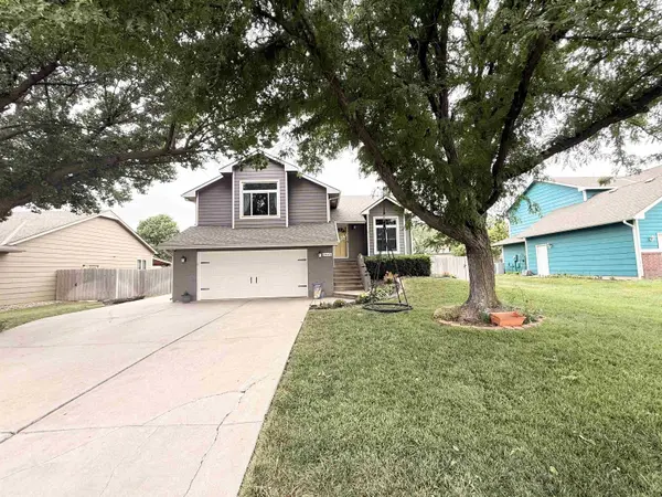 2443 N Woodlawn Blvd, Derby, KS 67037