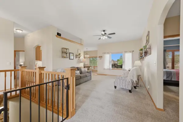 4009 N Lake Ridge Ct, Wichita, KS 67205