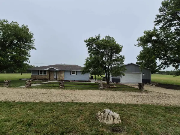 30050 211th Rd., Maple City, KS 67102