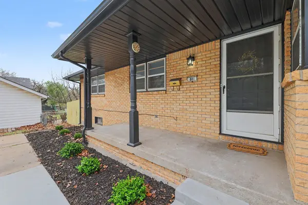 801 E Goeldner, Derby, KS 67037