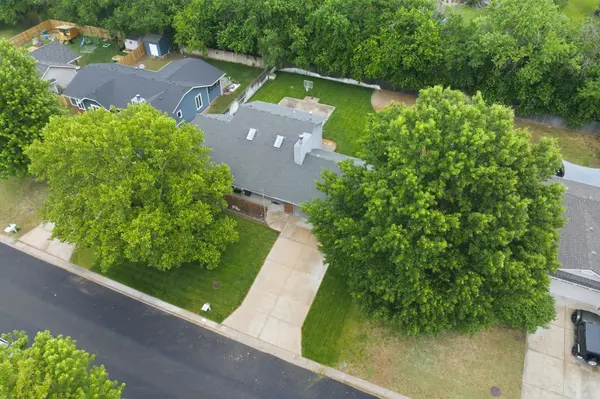 742 Erin Lane, Mulvane, KS 67110