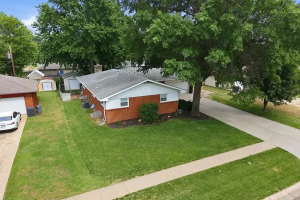 840 N Waddington Ave, Wichita, KS 67212