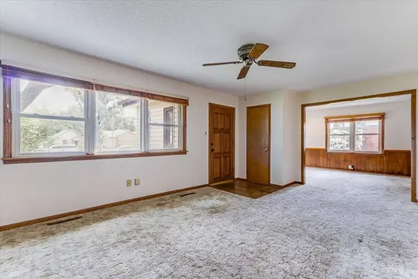 215 S Tracy Ave, Clearwater, KS 67026