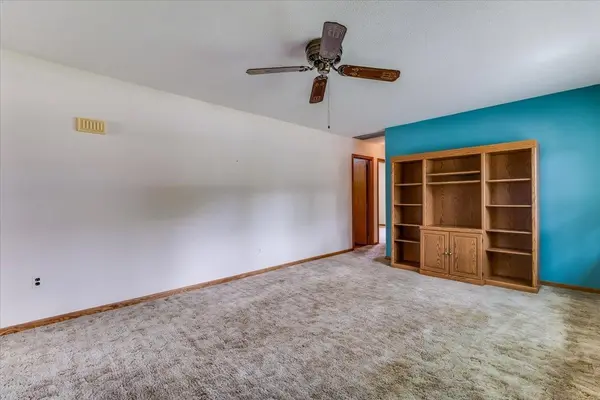 215 S Tracy Ave, Clearwater, KS 67026