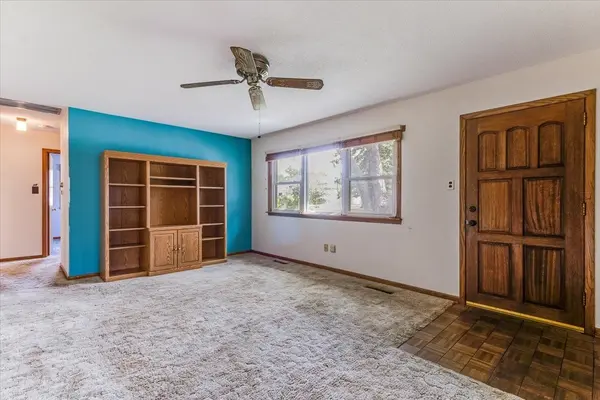 215 S Tracy Ave, Clearwater, KS 67026