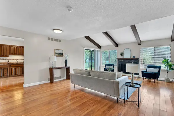 8201 E Harry St unit 1502, Wichita, KS 67207-4655