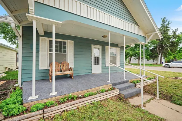 102 N Swedonia St., Marquette, KS 67464