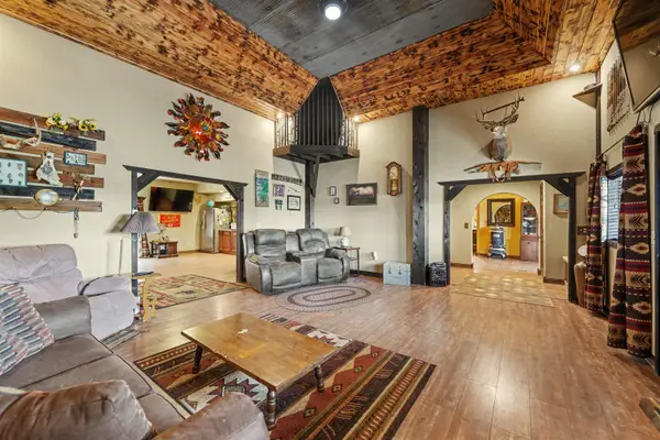 31 Campbell Rd., Marquette, KS 67464