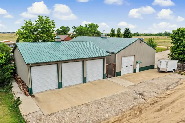 31 Campbell Rd., Marquette, KS 67464