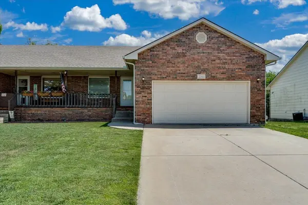 2302 N Shefford Cir., Wichita, KS 67205