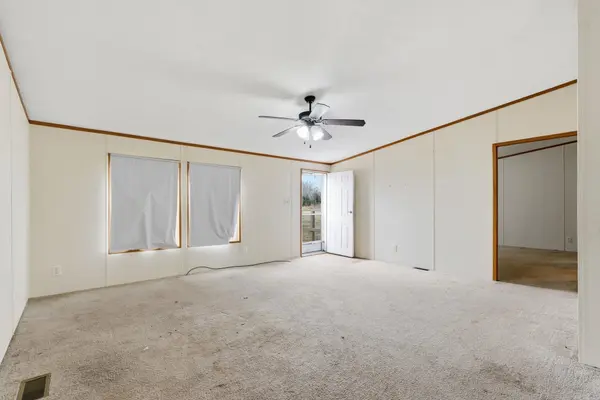 21311 85th Rd, Winfield, KS 67156