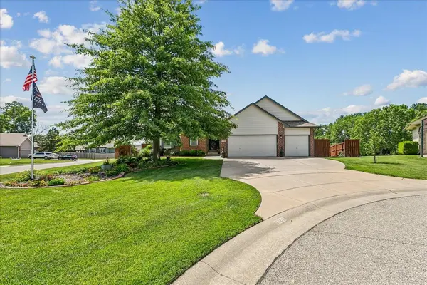 4702 E Eagles Landing Ct., Wichita, KS 67220