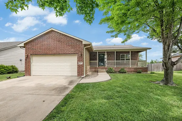 2037 N Ruger Cir, Andover, KS 67002-8102