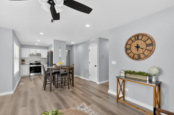 2120 E Random, Wichita, KS 67214