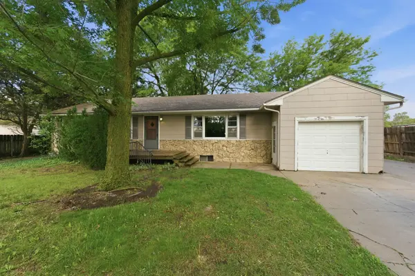 109 Sherman,  Newton,  KS 67114