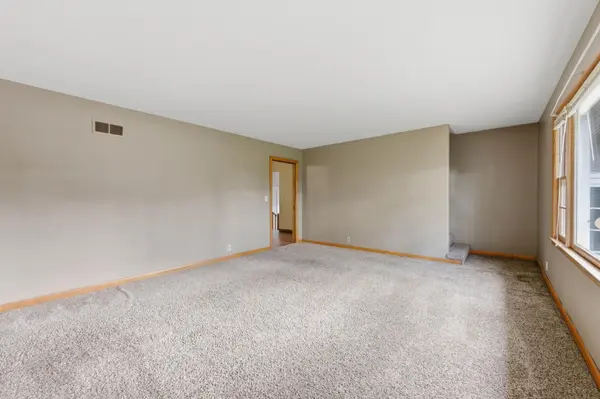 109 Sherman, Newton, KS 67114