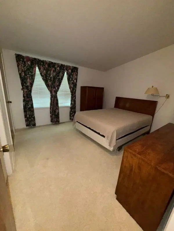 1515 Ann, Winfield, KS 67156