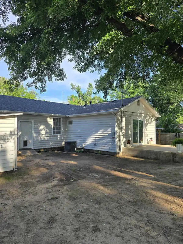 1125 N 13th, Arkansas City, KS 67005