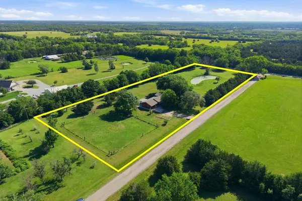 1625 N Single Tree Cir, Andover, KS 67002