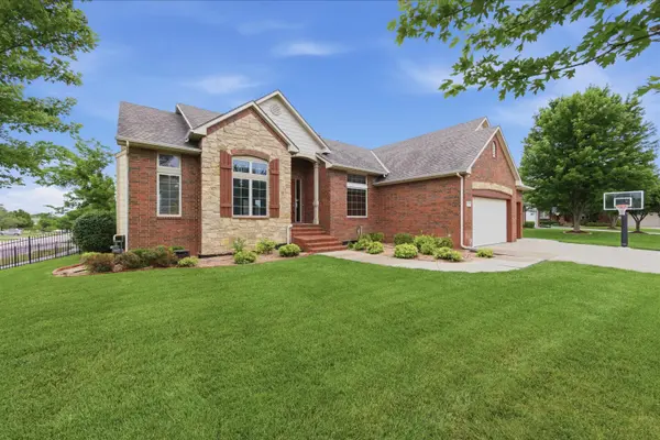 13029 E REEDS COVE CT, Wichita, KS 67230