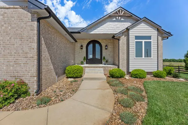 6750 S Hertzler Rd, Halstead, KS 67056-9407