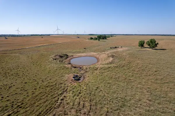 0000 NE 160 Rd, Harper, KS 67058