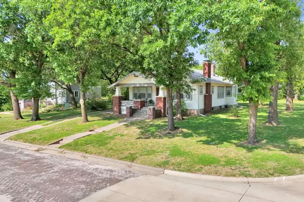 129 N Locust Street, Marion, KS 66861