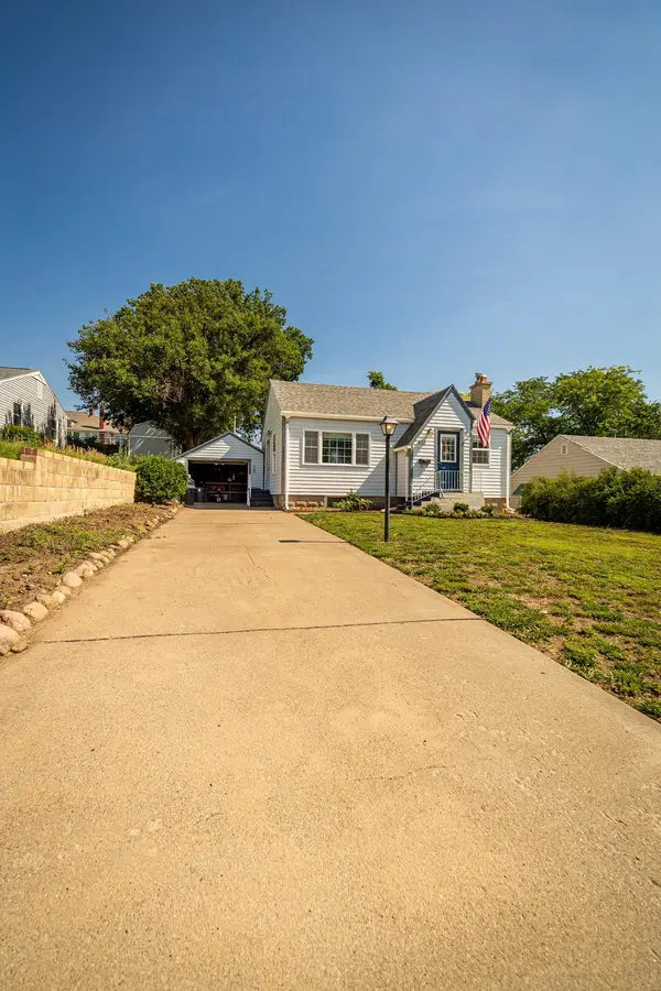 825 W 10th, Concordia, KS 66901