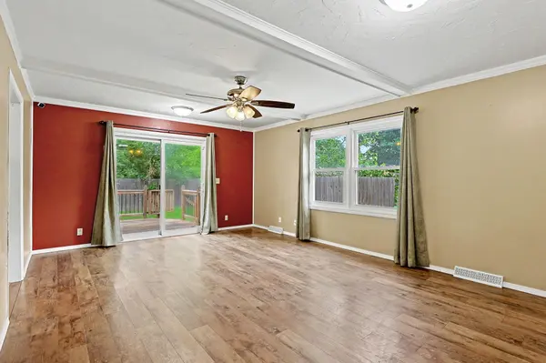 1354 N Westview Drive, Derby, KS 67037