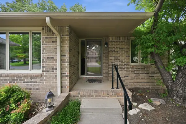 1319 N Coachhouse Ct, Wichita, KS 67235