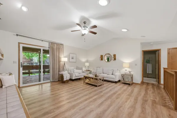 1319 N Coachhouse Ct, Wichita, KS 67235