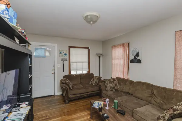 808 N Oliver Ave, Wichita, KS 67208
