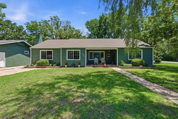 302 N 6th St, Towanda, KS 67144