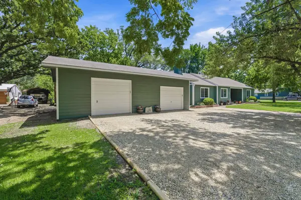 302 N 6th St, Towanda, KS 67144