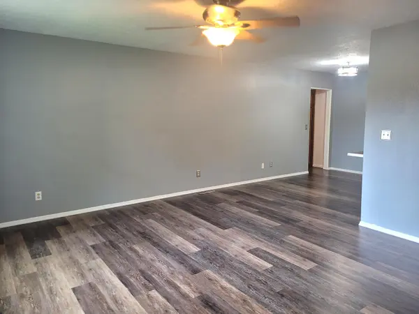 1102 E 5th St, Douglass, KS 67039-9658