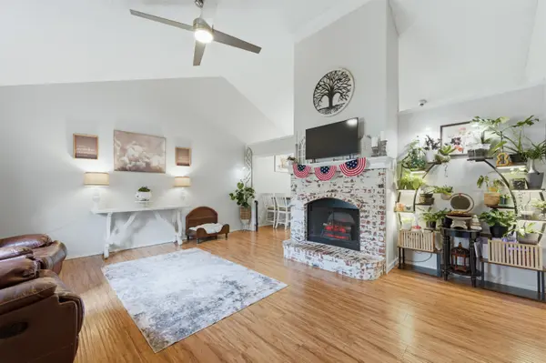 11814 W Jamesburg St, Wichita, KS 67212-6457