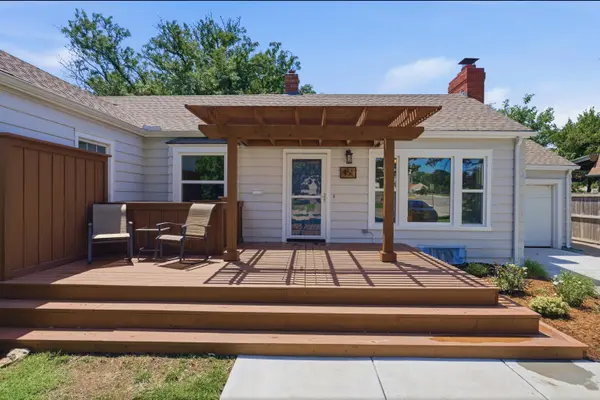 451 N Pinecrest Ave, Wichita, KS 67208-4124