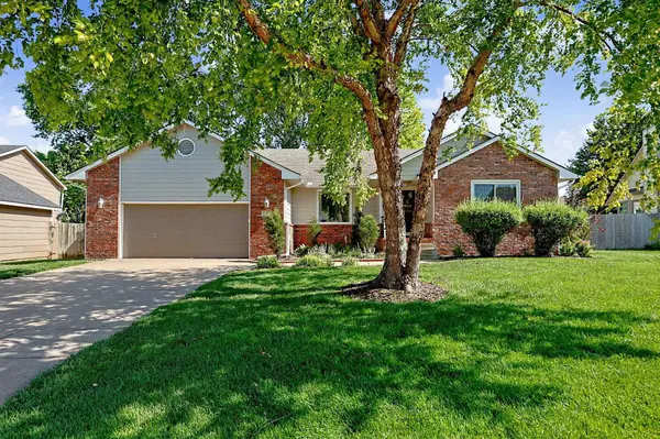 11901 W Britton St, Wichita, KS 67205-2048
