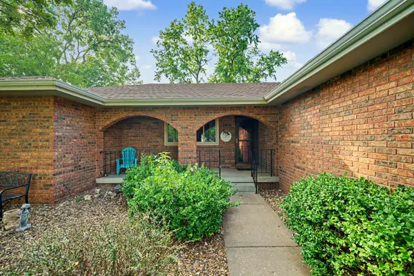 2419 Stewart Ln., Salina, KS 67401-3734