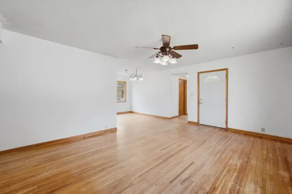 303 E 4th Ave, Cheney, KS 67025