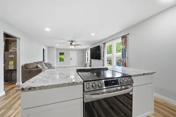 1206 Henry, Augusta, KS 67010