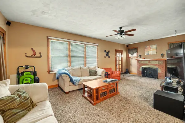 713 W South St., Salina, KS 67401