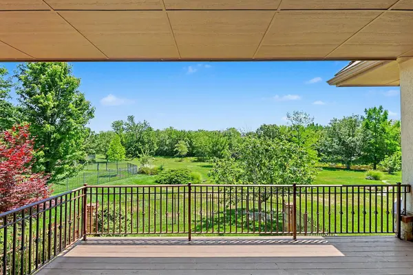 215 E Pine Meadow Ct, Andover, KS 67002
