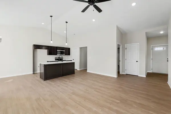 9155 E Chris, Bel Aire, KS 67226