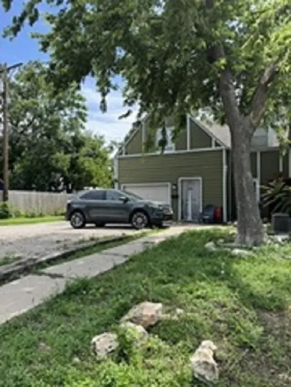 410-414 Harrison, Newton, KS 67114