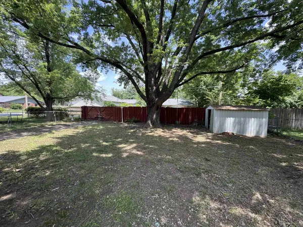1706 Mound, Winfield, KS 67156