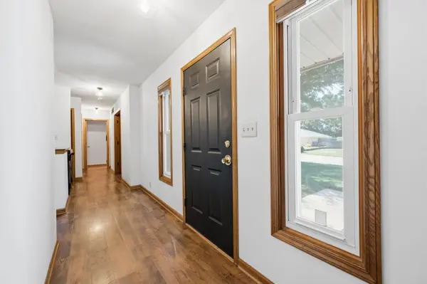 1300 E Cresthill Rd, Derby, KS 67037-2169