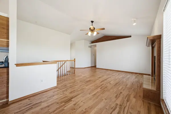 1405 N Broken Arrow, Peck, KS 67120